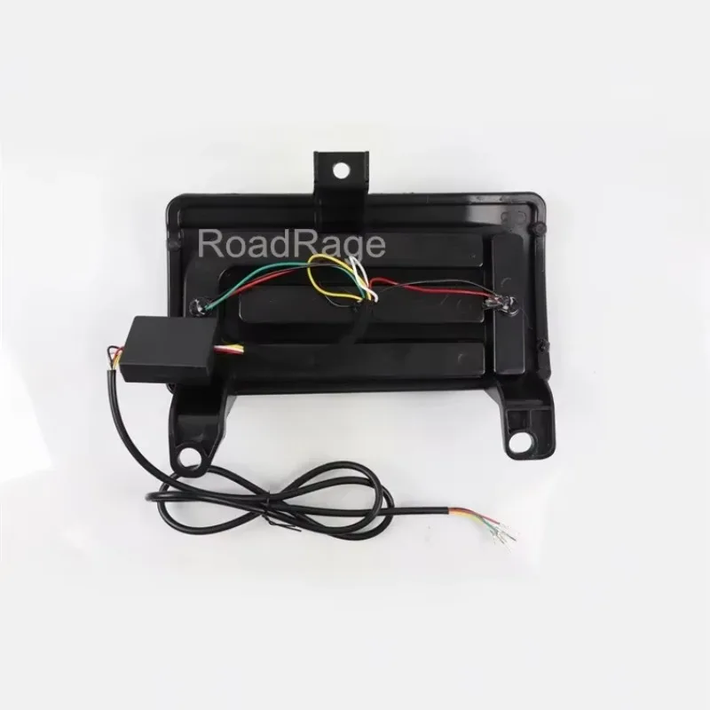 Car LED Rear Bumper Light Reflector Tail Light Fog Lamp Stop Brake Light for Toyota Fj Cruiser 2007-2019 2020 2021 2022
