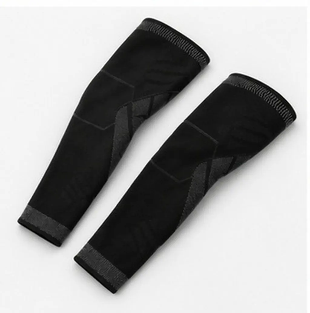 2Pcs Thin Knee Protector Pad Premium Material Cushioning Air Permeable Support for Running Fitness Training Basketball Knee