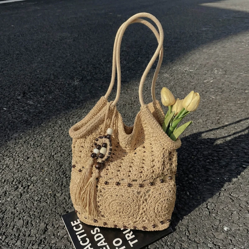 

Плетеная соломенная сумка-тоут: вместительная, легкая, повседневная, для пляжа и отпуска, универсальная сумка через плечо, в стиле кэжуал, для поездок на работу