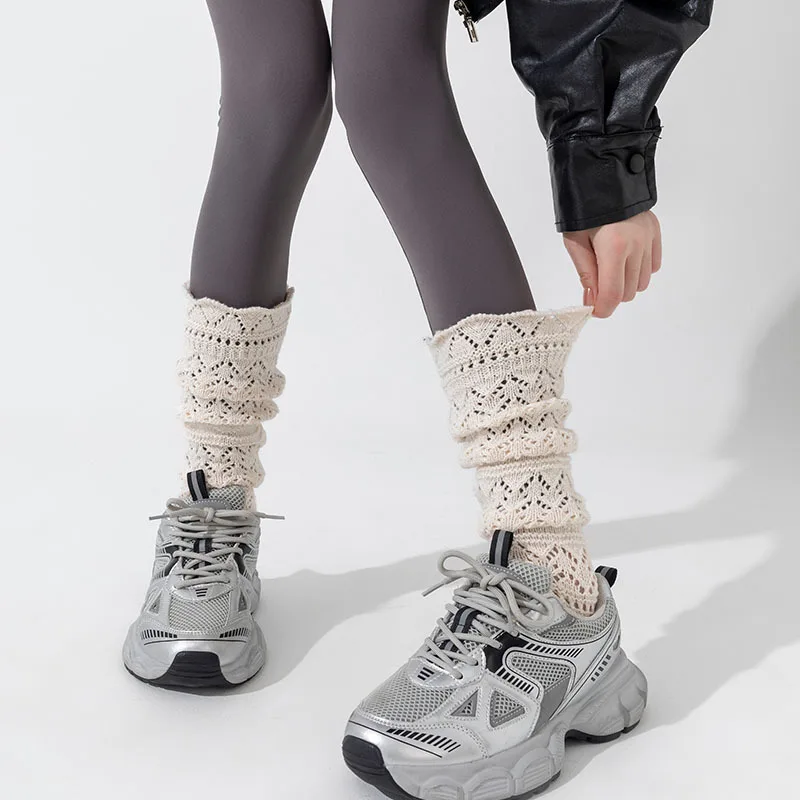 

Inspired Retro Lace Calf Socks – Thickened Thermal Over-the-Knee Socks for Women, Autumn/Winter Streetwear with Adjustable Cuff
