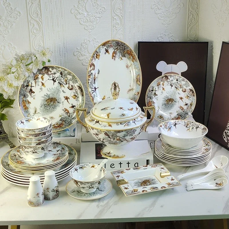 European Bone China Tableware Set Jungle Series Tableware 43 And 15 Pieces Animal Flower And Bird Plate Dishes Dining Table Set