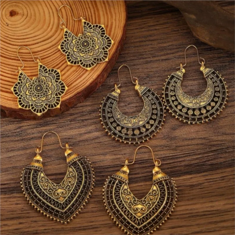 Vintage Boho Style Hollow Floral Hoop Earrings for Women Niche Design Fashion Earring Party Jewelry Gifts