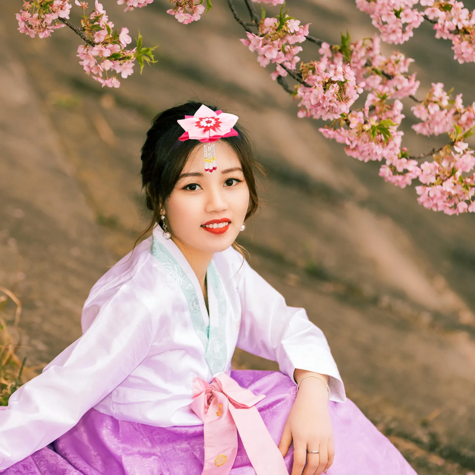 

Цветочная повязка на голову с кисточками, традиционные корейские аксессуары для волос для женщин и девушек, для фестивалей, танцевальных выступлений, свадебных причесок