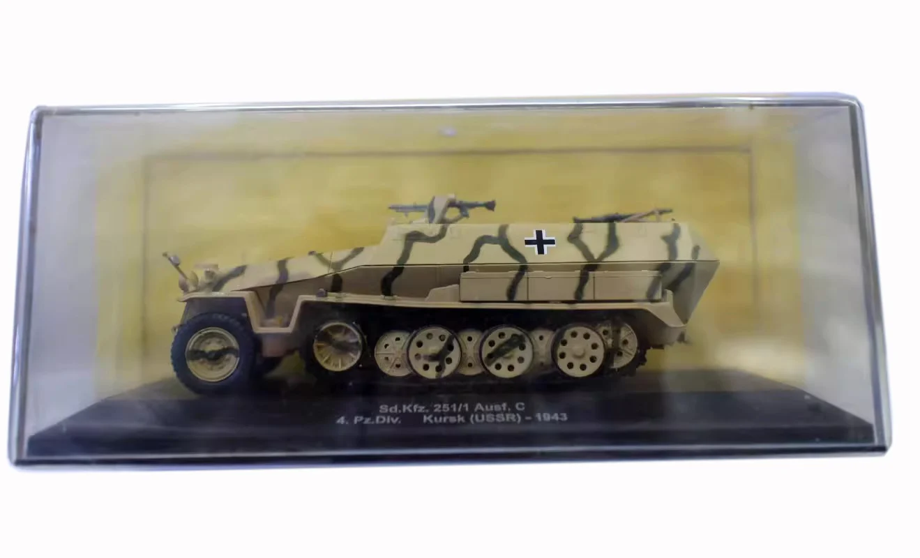 1/43 German half track sd.kfz.251 special armored vehicle model 1943  Alloy finished product collection model