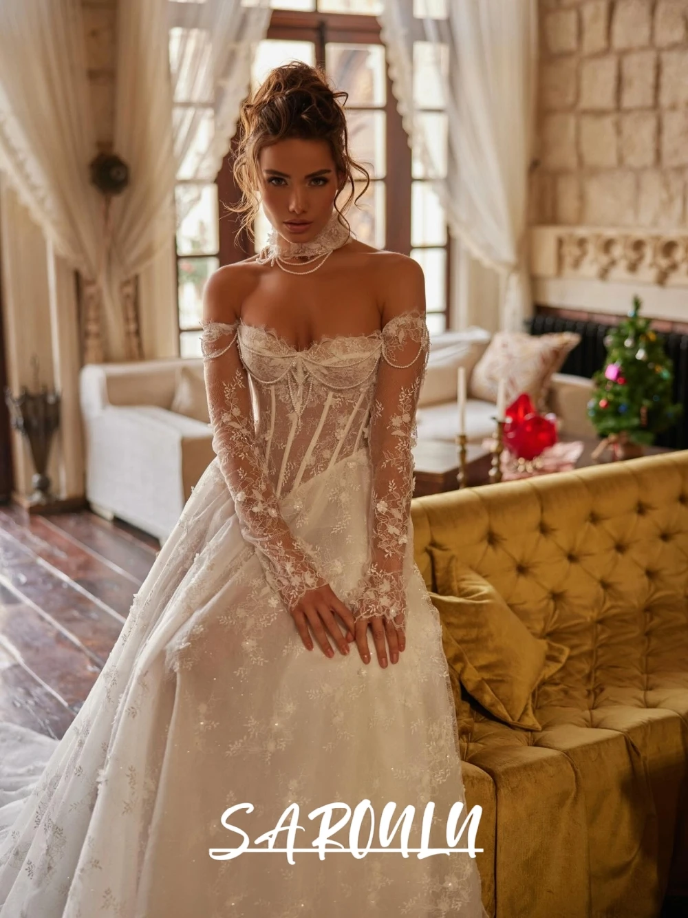 

Off Shoulder Corset Bustier Wedding Dress Romantic Long Sheer Lace Sleeves Floral Appliques A-Line Bridal Gown With Train