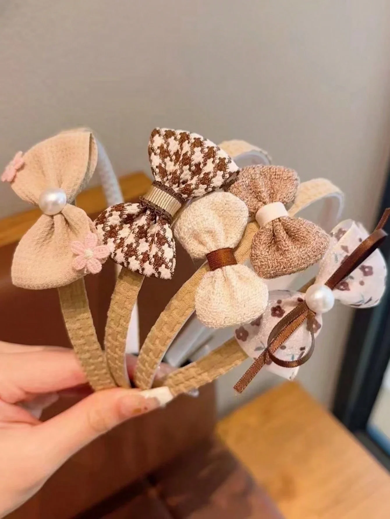 

4pcs Cute Hairbands With Bowknot Decoration