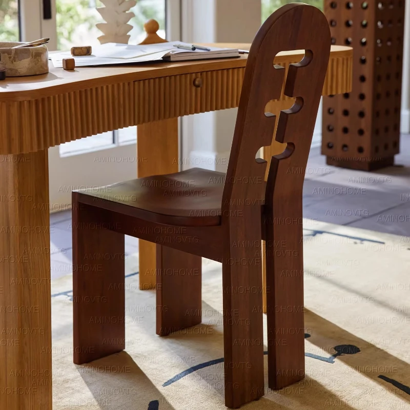 Retro Minimalist De… - image