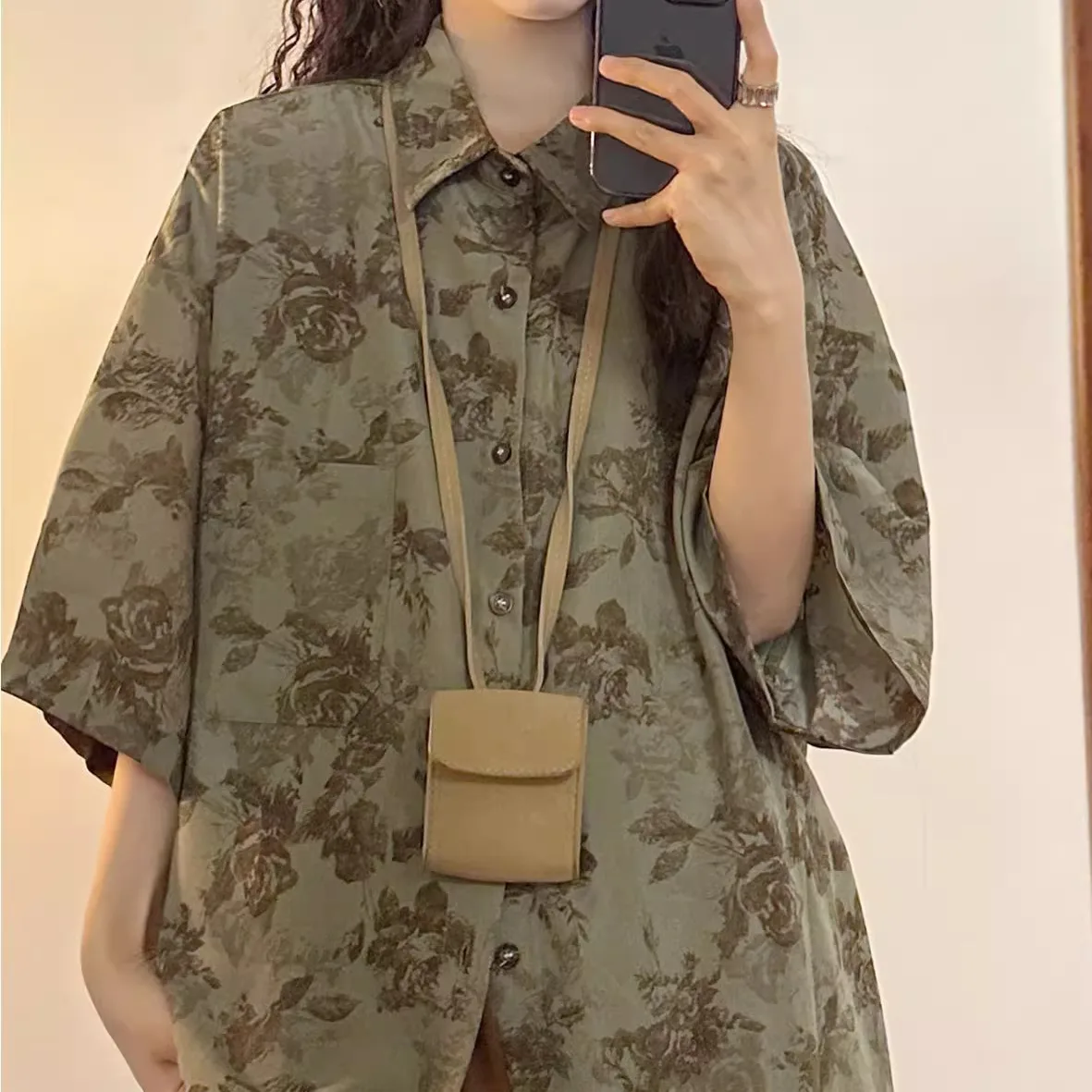 Rétro Hong Kong Sle Floral irt femmes ort Sve été nouveau Couple irt haut de gamme plage Vaion haut