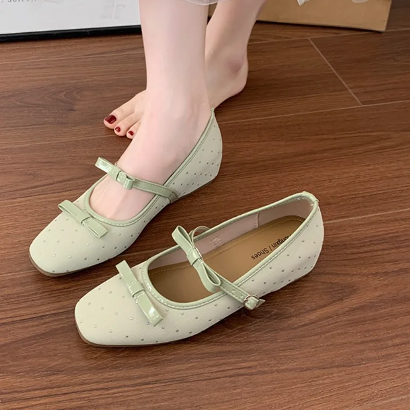 

Новые туфли Мэри Джейн с двойным бантом, женские глянцевые кожаные туфли на плоской подошве с квадратным носком, женские танцевальные балетки, вечерние свадебные туфли