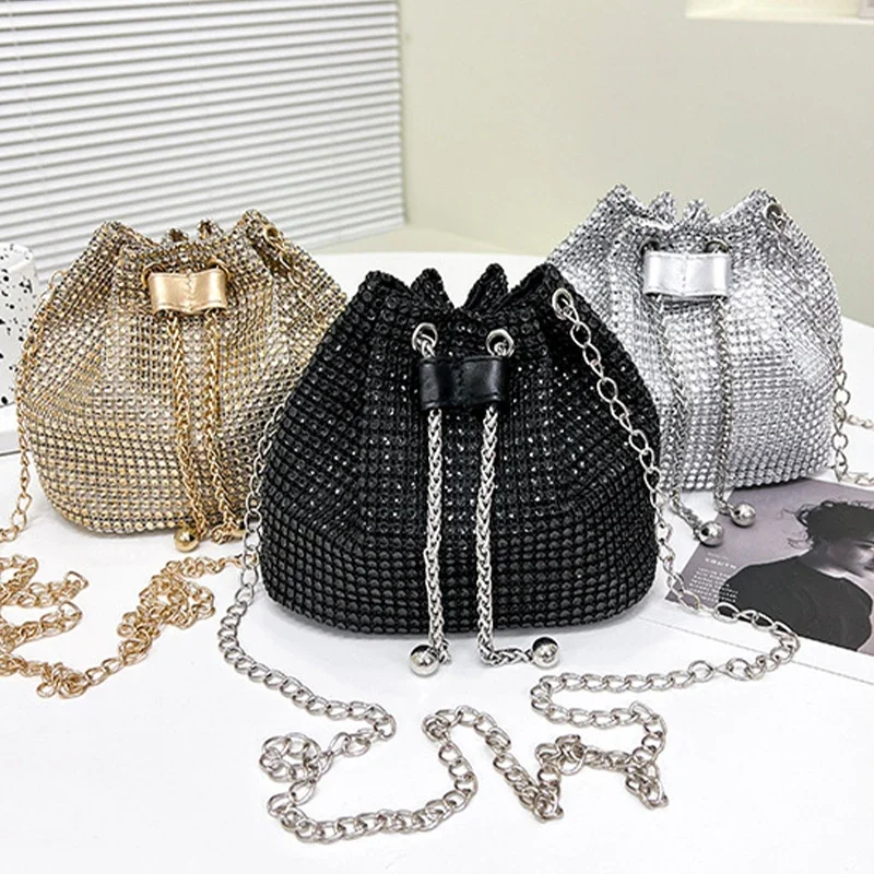 

Luxury Rhinestone Women's Crossbody Bag 2025 New Trendy Bag Shoulder Bag Fashion Chain Bucket Bag Glittering Drawstring Bag
