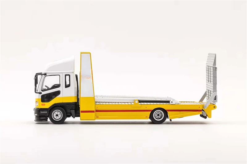 

**Pre-order ** GCD 1:64 Fuso Fighter Mk2 FK 2017 Outriggers Raised Double Deck Tow Whiteyellow Diecast Model Car