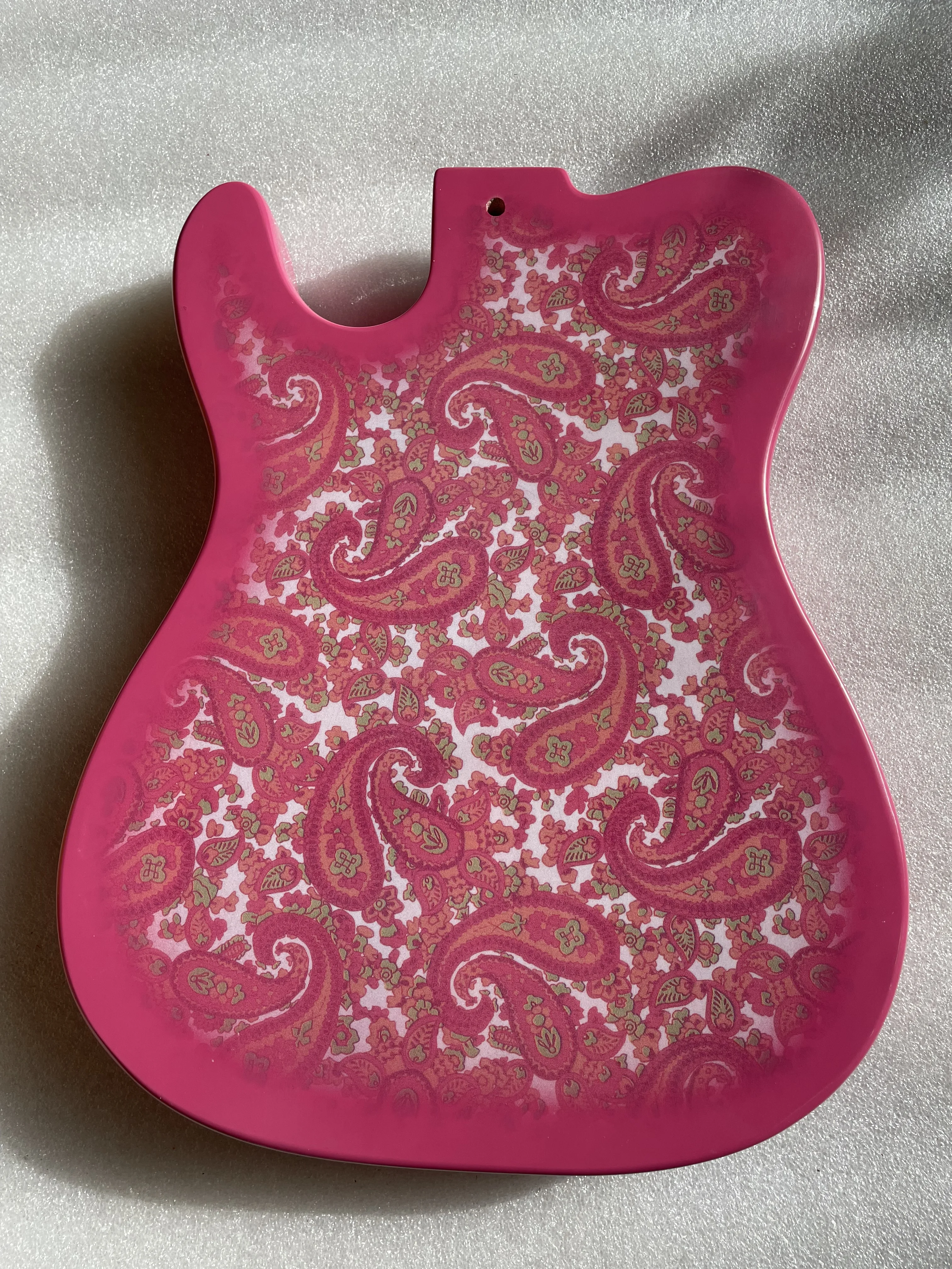 Amoeba pattern, coral, solid mahogany wood electric guitar body, wholesale，real photos,guitarra barrel in Stock