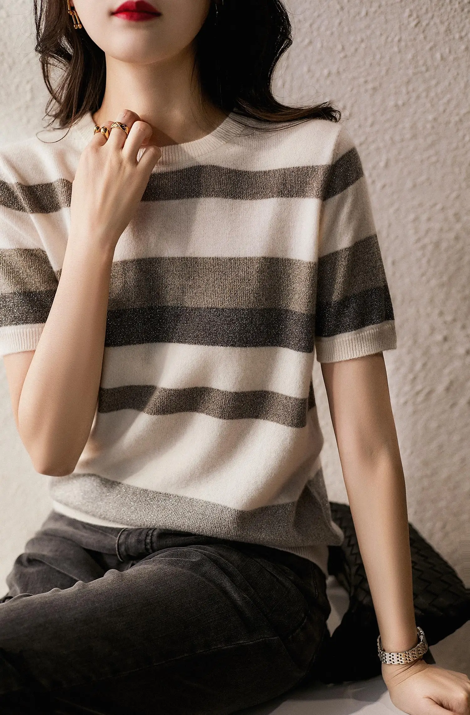 Summer New Sle Women's Ice Silk T-irt Stripe ort Sve Knitted Loose Slim round Ne Pure Cotton Thin Top Commute Sle