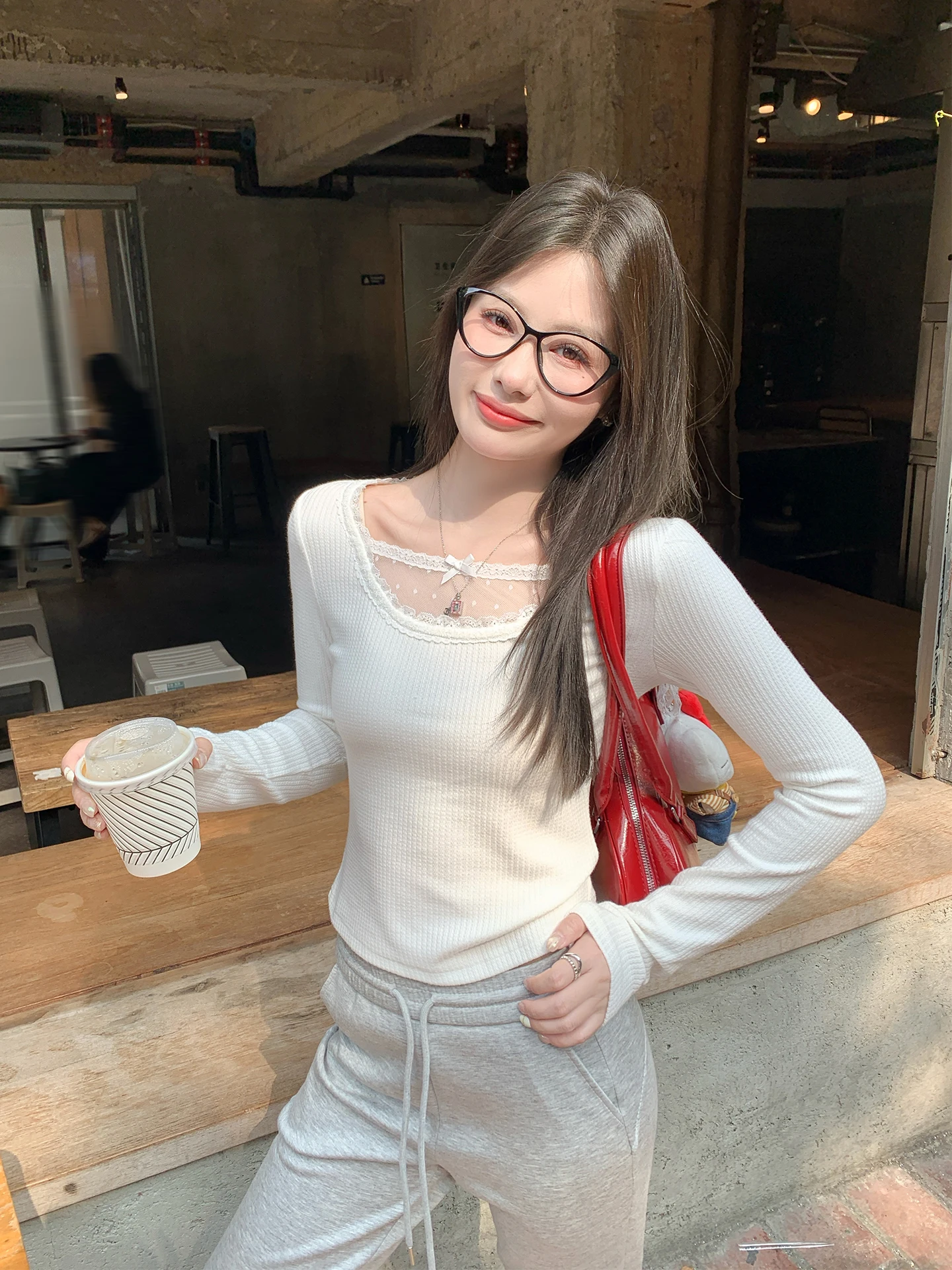 

Slim Fit ort Sve Long Sve U Ne Lace Trim T irt Women's Base irt Inner Wear Korean Sle Winter Season Ladies Top