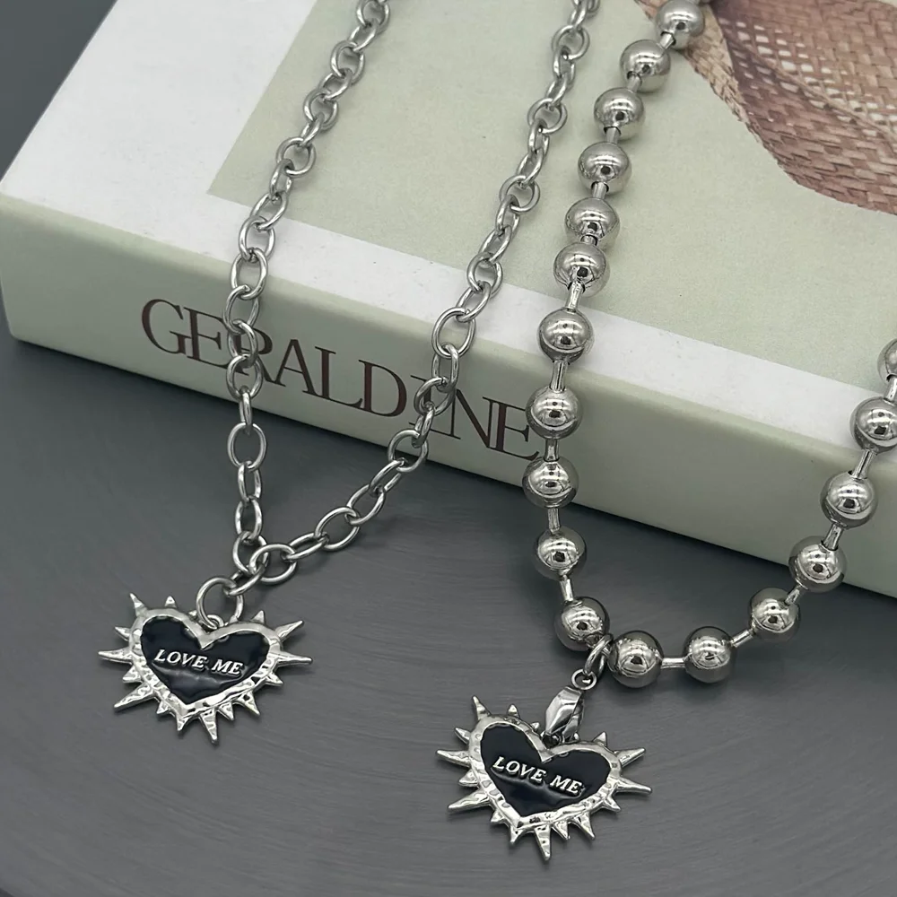 Gothic Black Spiky Heart Pendant Chunky Chain Necklace for Women Y2K Grunge Aesthetic LOVE ME Charm Necklace Punk Jewelry