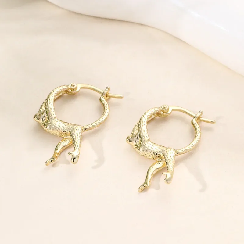 

Jianjie Light Luxury Women’s Cute Monkey Design Shape Hoop Earrings Gold Color Party Banquet Wild Ear Gifts Tide
