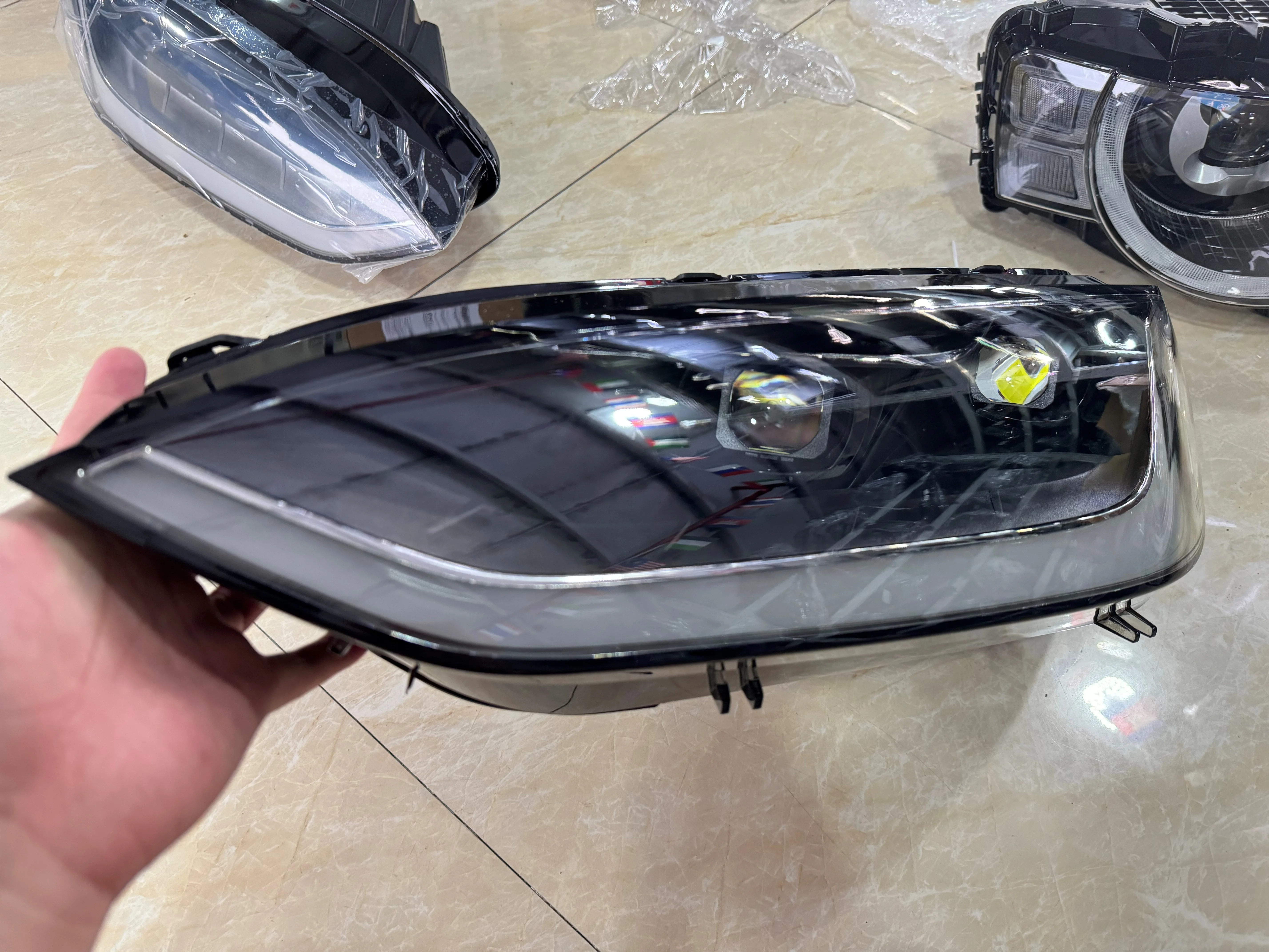 

Подходит для фар Tesla Model X 2016-2022, обновление до 2023-2025 модели X Matrix, светодиодная фара, обновление и модифицированная Plug and Play