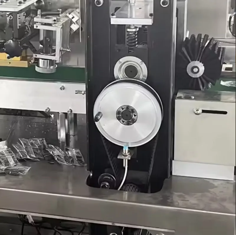 Semi-automatic Hardware Pillow Packaging Machine Hard Candy Packaging Machine CE FL Customized