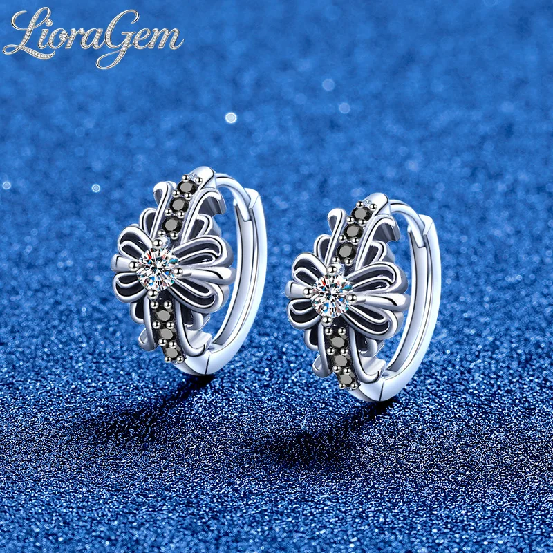 

LioraGem Vintage Men's Hip-Hop Earrings, Black and White Flower-Patterned Moissanite Studs Platinum PT950 Stamp