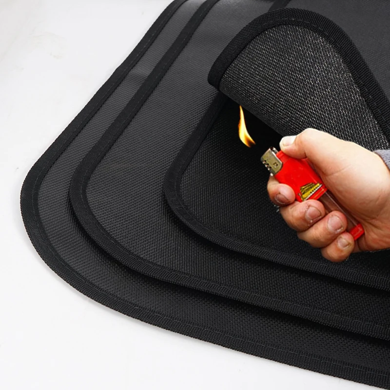 

Outdoor Camping Fireproof Cloth Picnic Barbecue Flame Retardant Protective Mat Silicone Coated Fireproof Grill Mat BBQ Equipment