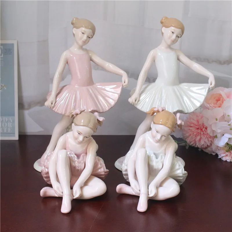 Foreign trade goods exported to Spain elegant ballet girl ceramic ornaments home accessories birthday gift collection.