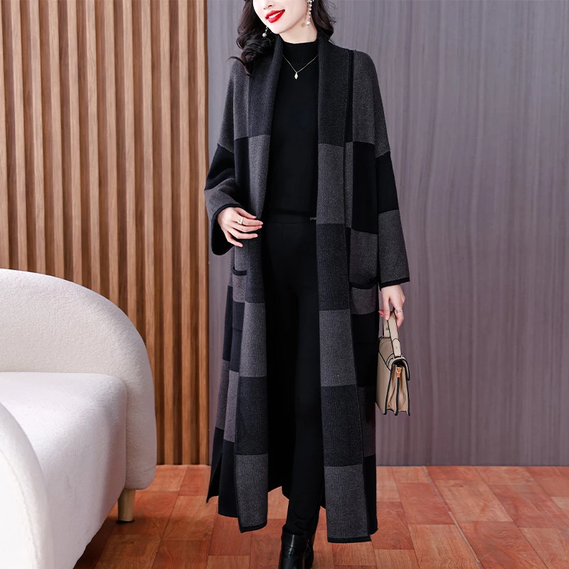 2023 Autumn/Winter New Cashmere Jacquard Plaid Printed Windbreaker Mom\'s Loose Large Length Display Knee Length Coat