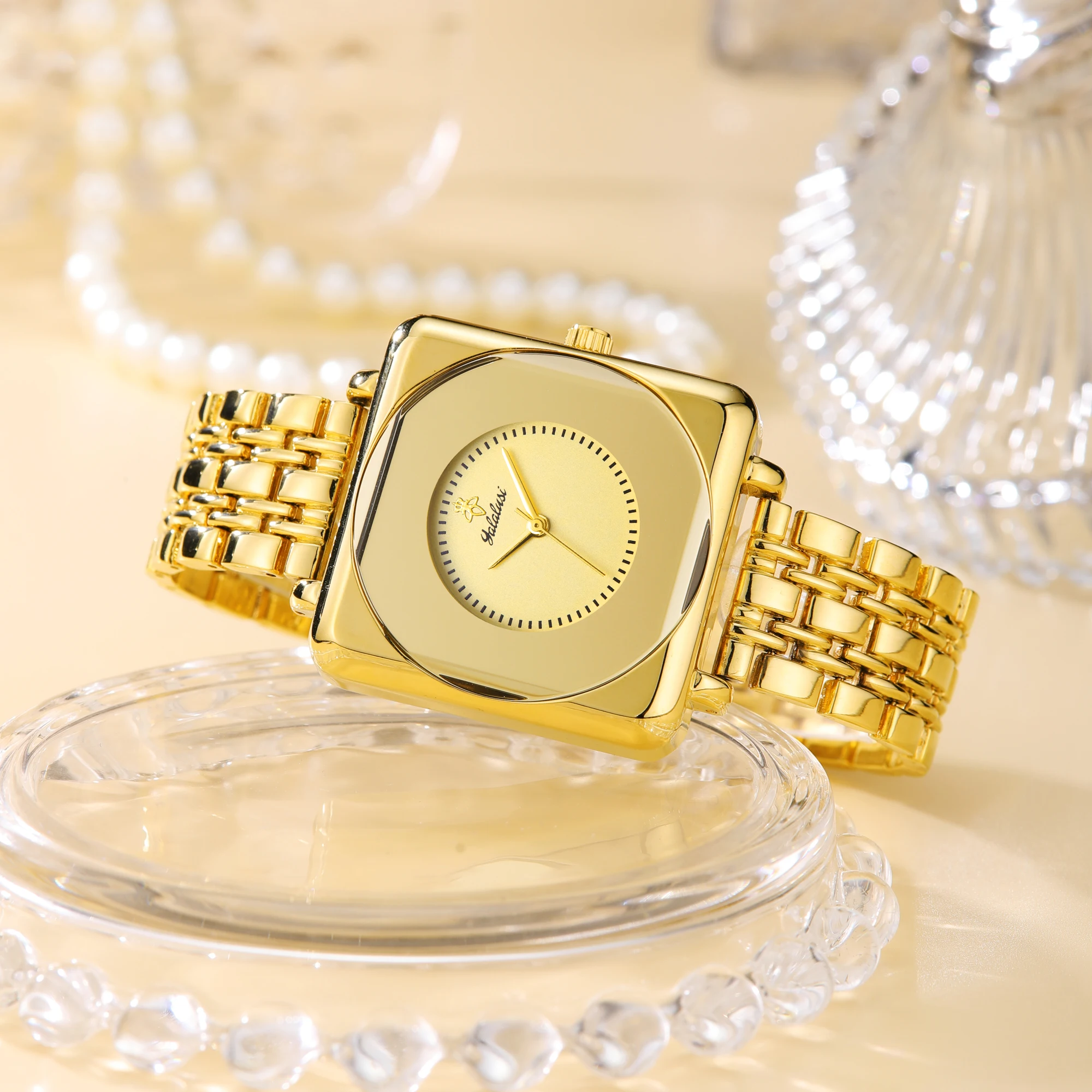 2025 حار العلامة التجارية حزام ساعة المرأة الفاخرة العلامة التجارية ساعة كوارتز بسيطة موضة ساعات مربعة بسيطة جودة مطلية بالذهب