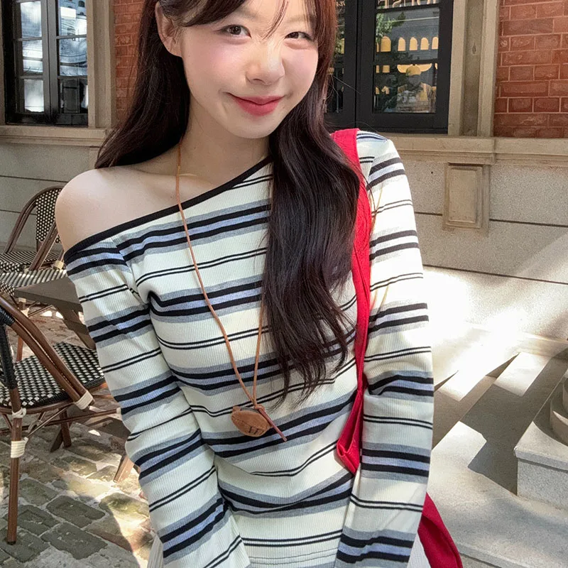 ربيع الخريف المرأة بلايز جديد اليابانية الأساسية تيز عادية سليم كم طويل تي شيرتات مخططة الكورية الشارع نمط Y2k السيدات بلايز