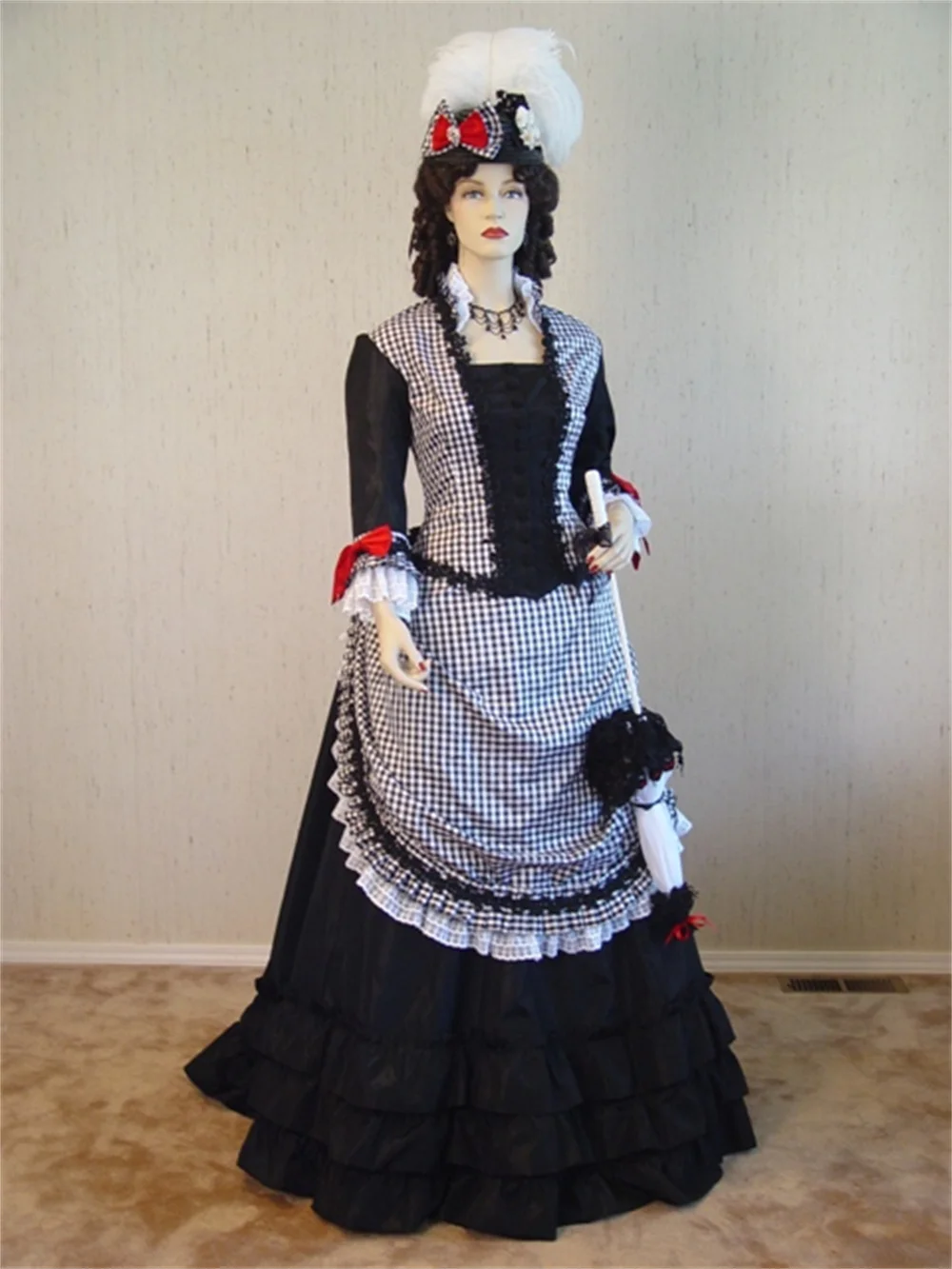 Victorian Ball Gown Medieval Vintage Evening Dress Black and White Plaid Dress Women Civil War Walking Dress Maid Gown Dress