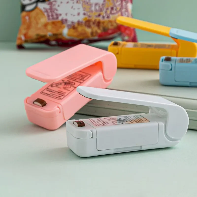 

Portable Plastic Bag Clip Mini Heat Bag Packaging Sealer Sealing Machine Food Storage Seal Snack Sealing Kitchen Gadgets