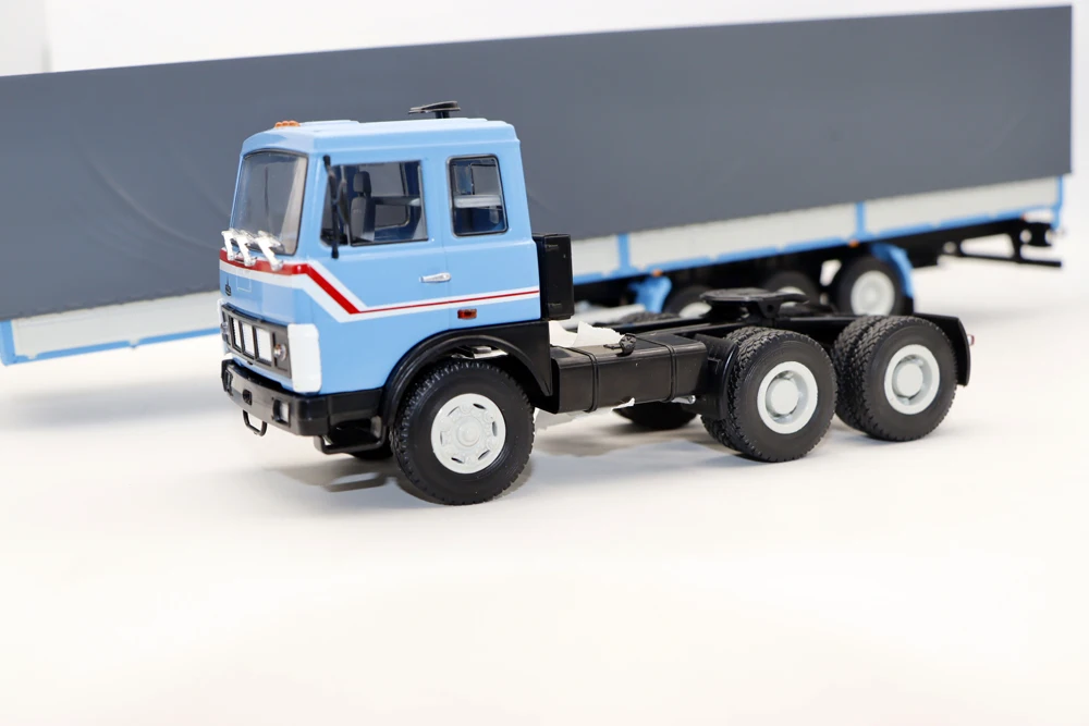 NEW 1:43 Scale MAZ-6422 with semi-trailer MAZ-3753 USSR Long Truck For collection gift