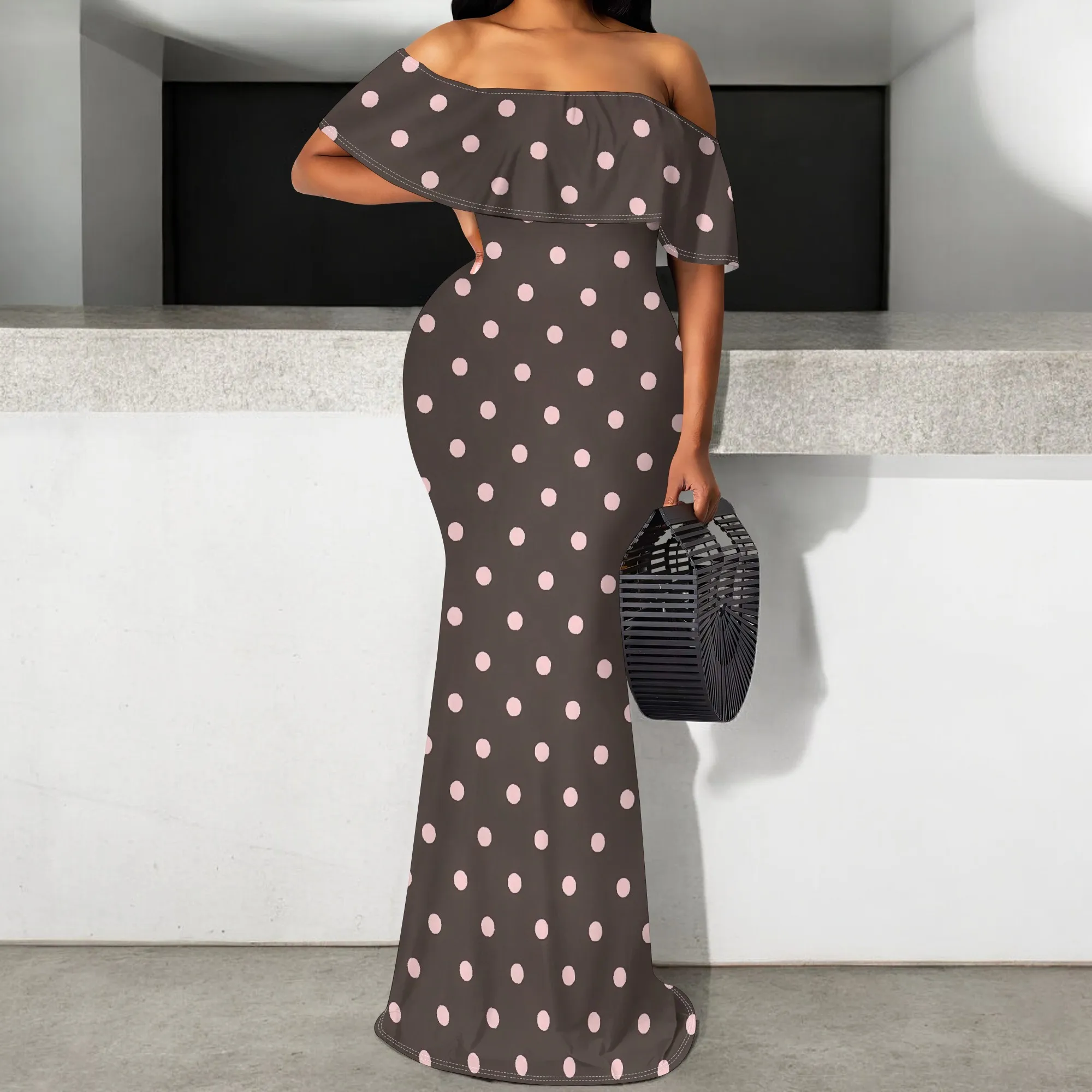 

Polka Dot Off Shoulder Maxi Dress S-3XL Ruffle Hem Bodycon Style for Wedding Guest, Garden Party or Elegant Dinner Look