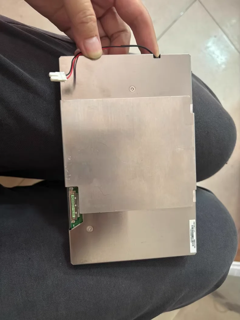 

7 inch PM070WL3 LCD Screen Display Panel ,stock test shows normal