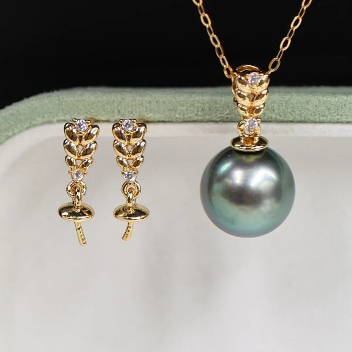 Fresh Wheat Leaf Zircon Pearl Earring Pendant Blank Setting, New Brass Gold Plated Elegant DIY Accessories Fit 8-14mm Pearls