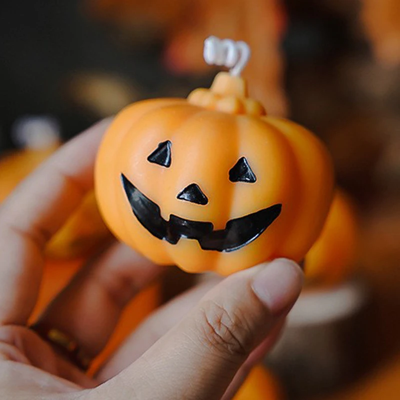 Handcrafted Halloween Ghost Scented Candle Single Wick Jar Design Cute Styling Atmosphere Candlelight Aromatherapy Candle Props