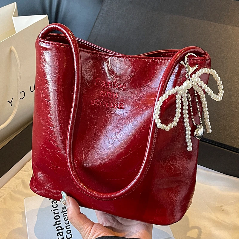 Solid Color Underarm Bucket Bag For Women New Fashion Pearl Bow One Shoulder Bag Versatile Red Soft PU Leather Handheld Bag