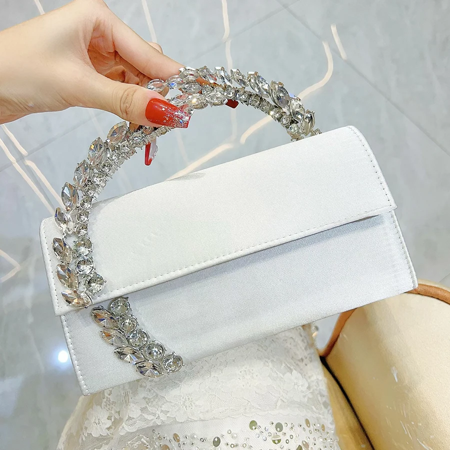 

Crystal Shiny Rhinestones Diamond Metal Handle Women Handbag Luxury Satin Evening Bag Wedding Party Clutch Purse Crossbody Bags