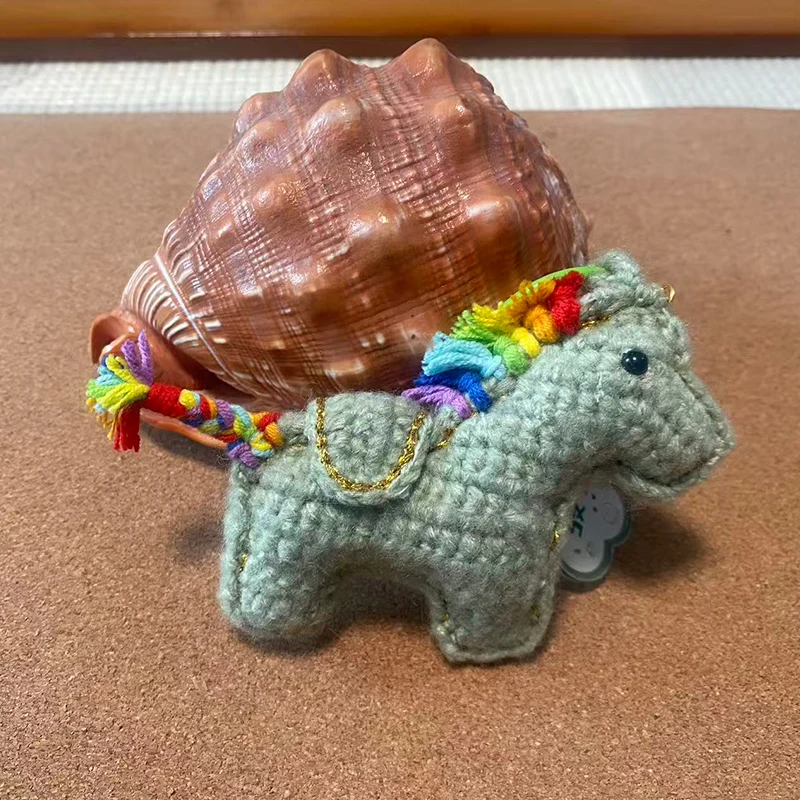 

Набор для рукоделия: вязаный крючком пони-зодиакальный знак, подвеска-брелок, материал для вязания, подарок, декор для дома, коллекция