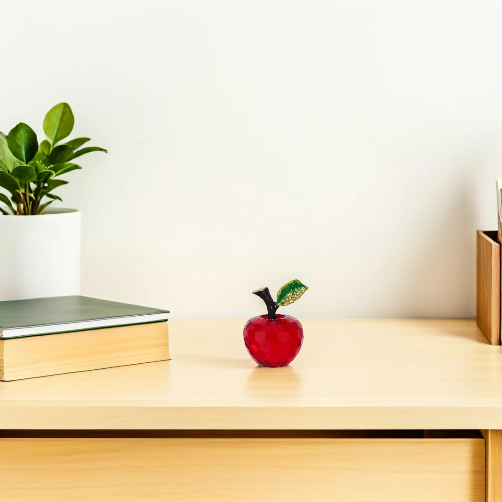 

Crystal Apple 40Mm Faceted Shiny Faux Fruit for Living Room Desk Car Interior Decoration Romantic Present Idea