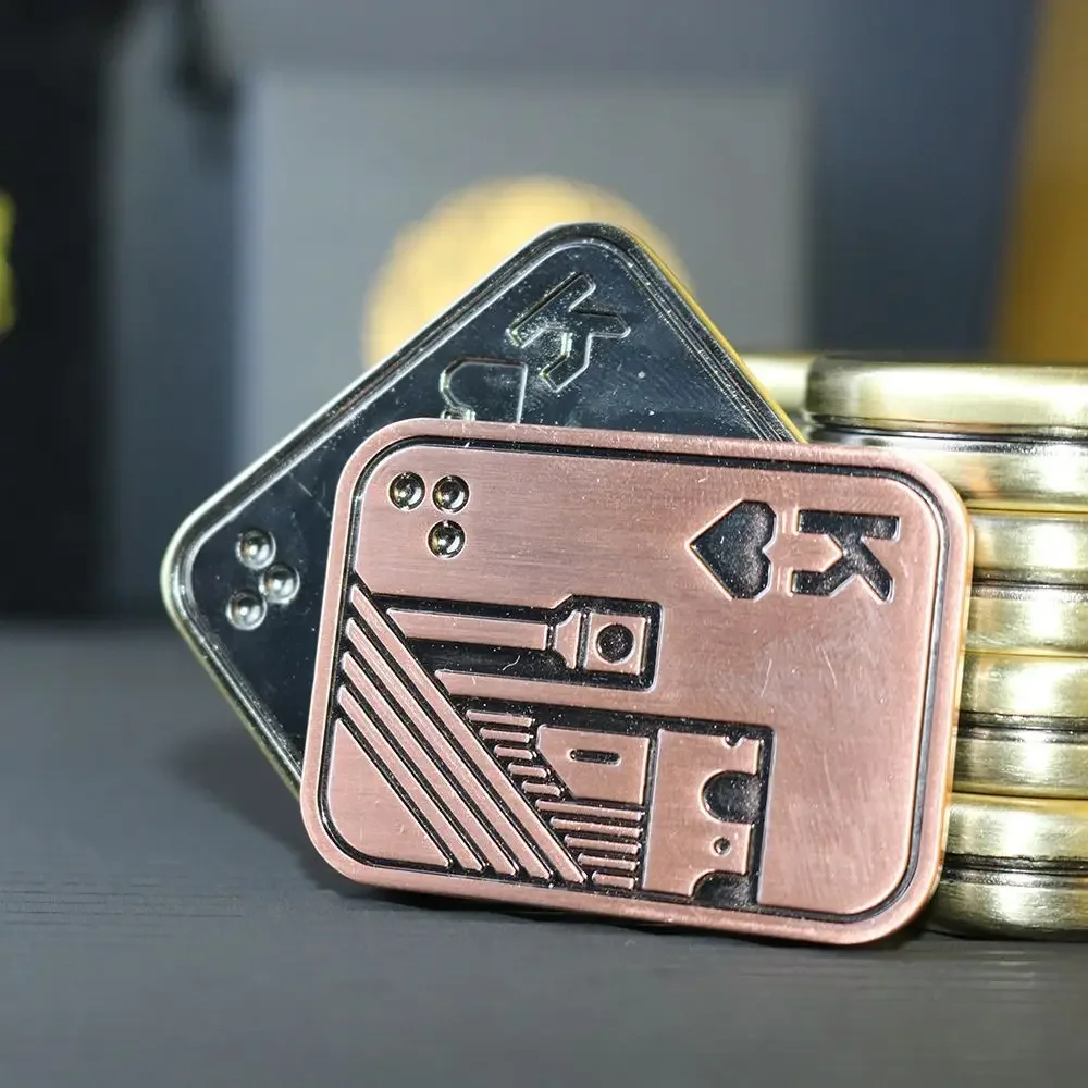 

1pc Poker EDC Metal Fidget Toys Metal Poker Push Card Slider Stress Relief Toy Fidget Haptic Coin Office Desk Toys Adults Gifts