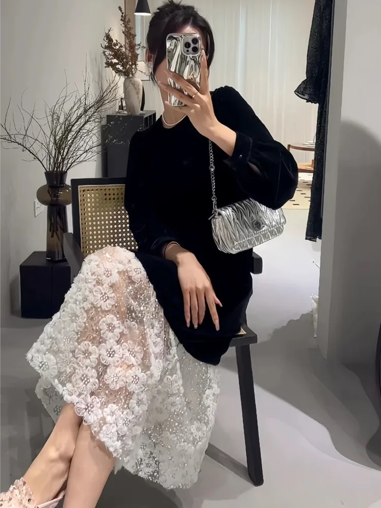 2024 Autumn New Women Velvet Maxi Dress French Elegant Lace Splicing O Neck Long Sleeve A Line Loose Black Vestidos Fashion Robe