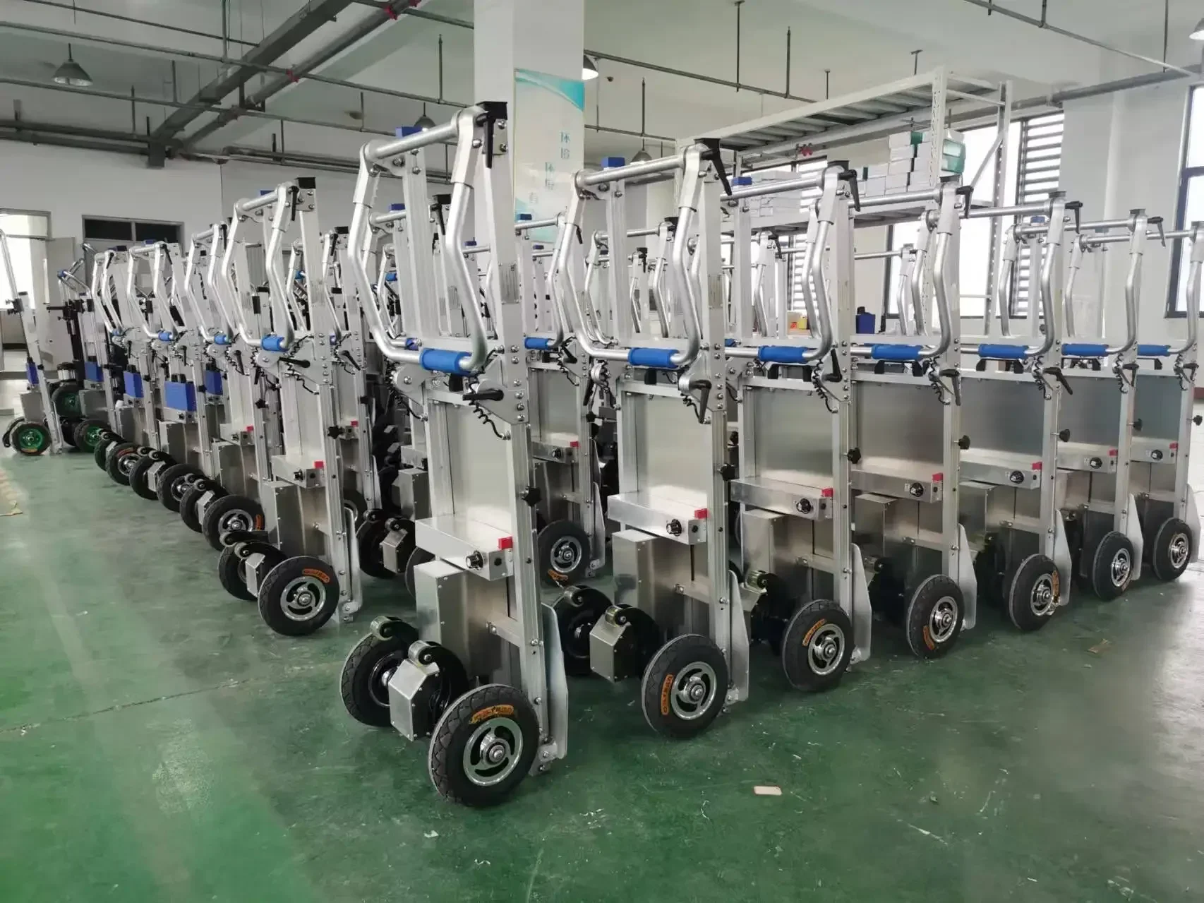 For 200kg 8 Ah Lithium Battery Electric Ladder Machine, Suitable for Ground Cargo Transportation