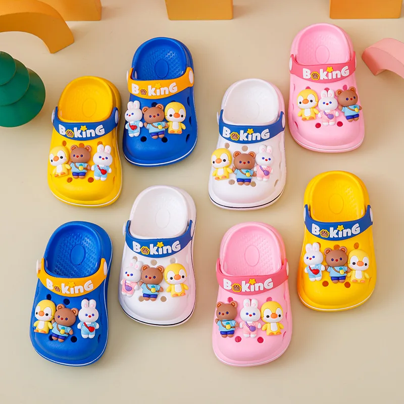 

Детские мультяшные сандалии с мягкой подошвой 2026 – Ультралегкие нескользящие сандалии с закрытым носком для младенцев, для мальчиков и девочек, пляжная обувь
