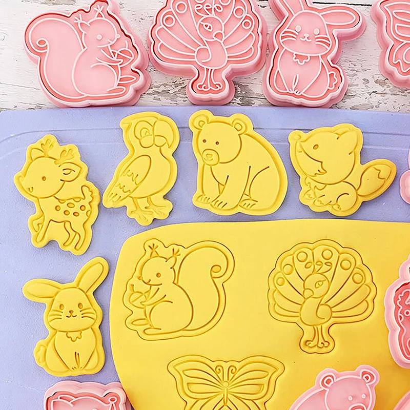Cortadores de biscoitos de animais 8 padrão de plástico dos desenhos animados pressionável molde de biscoito confeitaria selo de biscoito cozinha ferramentas de pastelaria de cozimento