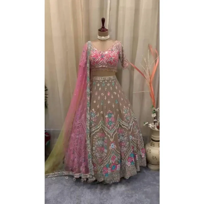 

Designer Lehenga CholI Bollywood Wedding Party in India Pakistani Wear Readymade