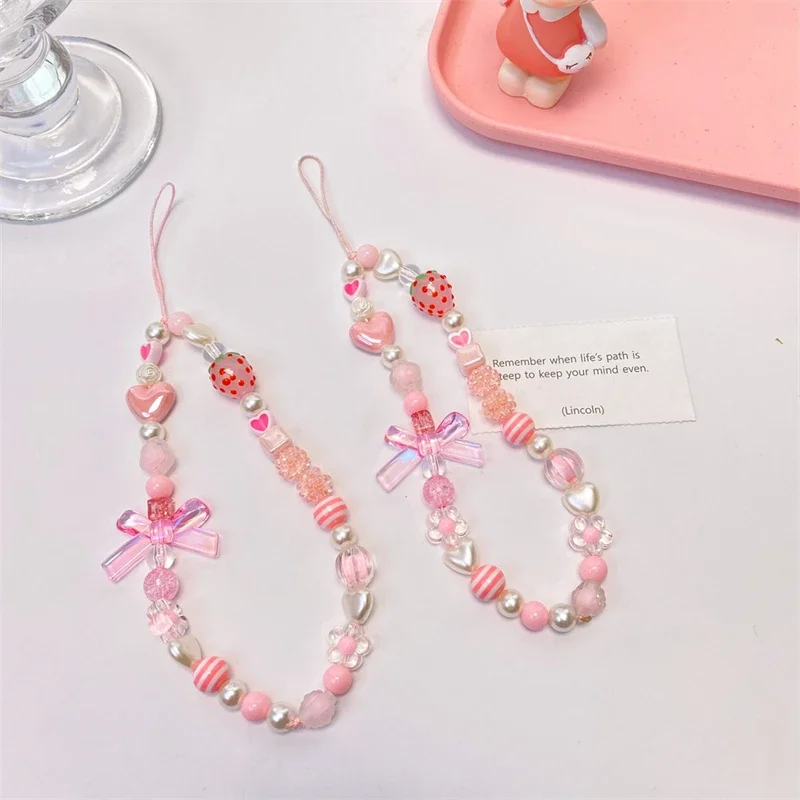 Sweet and Cute Pink Strawberry Mobile Strap Phone Chains For Women Pearl Chain Phone Pendant Charm Key Anti-Lost Lanyard Jewelry