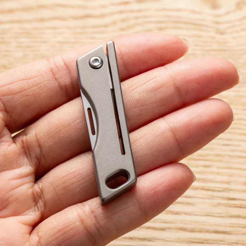 EDC Titanium mini folding knife pocket knive thin pocket knife pocket knife for women Fruit knives