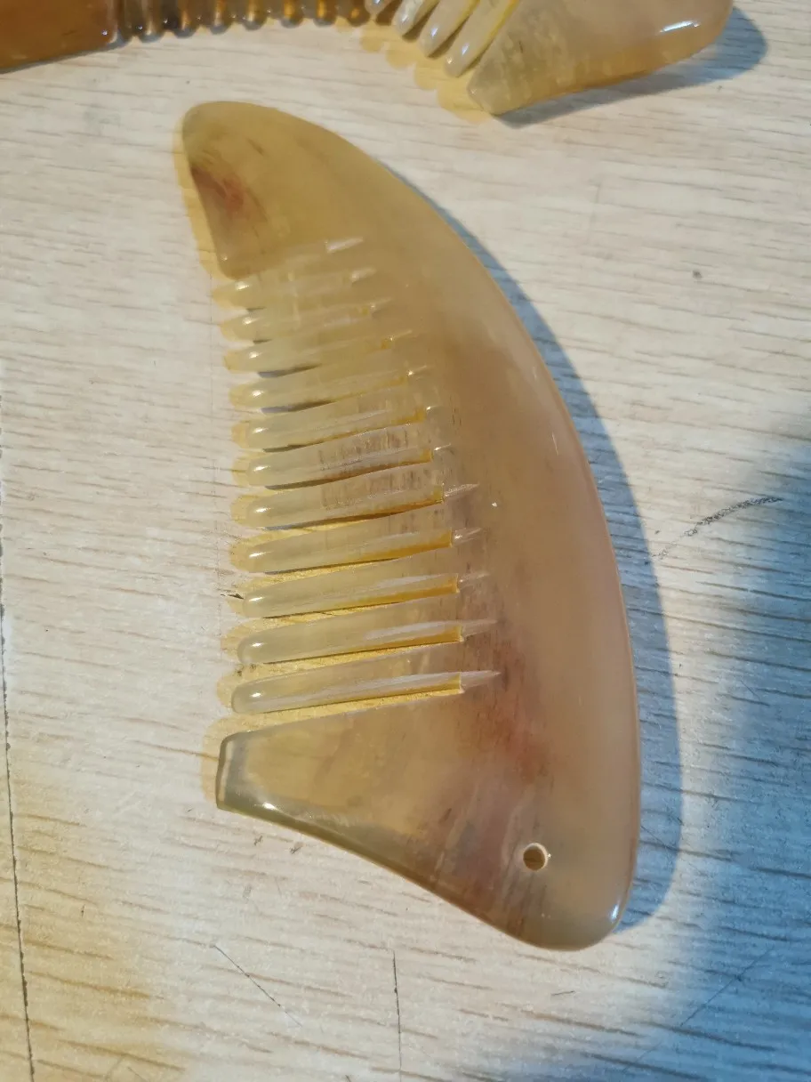 Sheep Tail Shape Antistatic Massage and Scraping Horn and Horn Comb, Home Decor Crafts