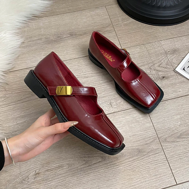 Zapatos de tacón bajo con punta cuadrada de estilo francés para