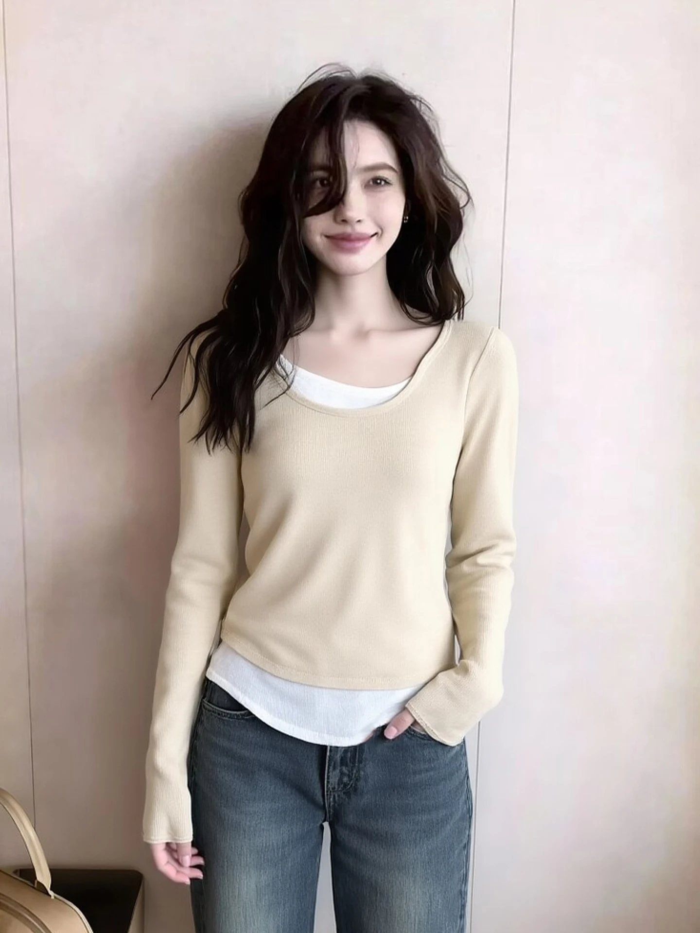 

Футболка с длинным рукавом в корейском стиле с цветовыми блоками, модный облегающий весенний топ, повседневный дизайн, мягкий хлопковый трикотаж